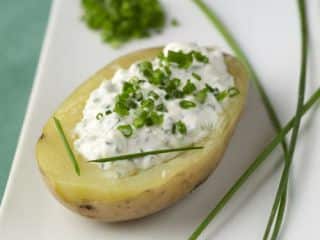 pomme-de-terre-froide-creme pomme-de-terre-froide-creme - Pommes de terre froides, crème fromagère aux herbes