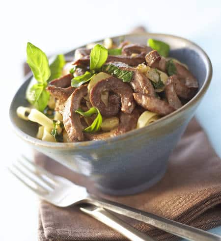 Poelee-veau-gingembre-et-basilic - Poêlée de cœur de veau au gingembre et au basilic
