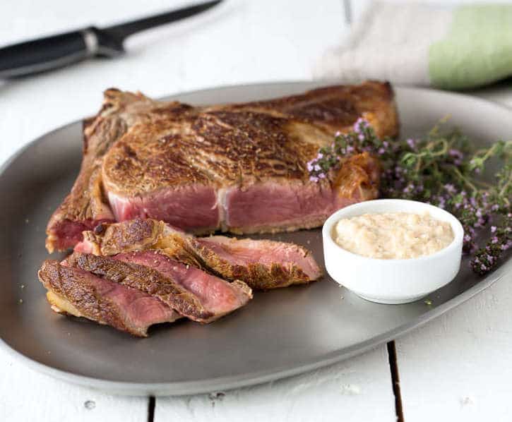 Côte de boeuf normande au grill, sauce au cidre crémée