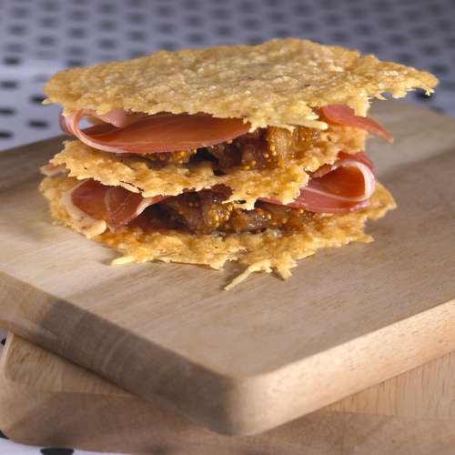 millefeuille-parmesan-jambon-figue