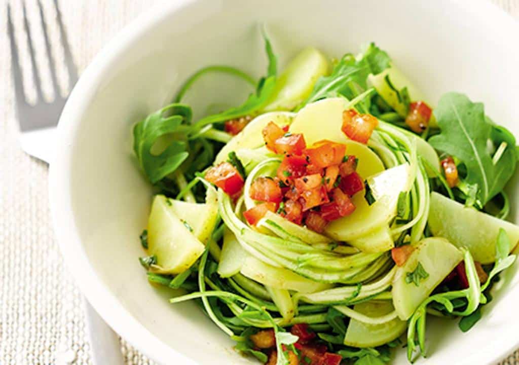 tagliatelles-courgette-roquette-pomme-de-terre-sauce-vierge - Tagliatelles de courgette, roquette et pommes de terre primeurs