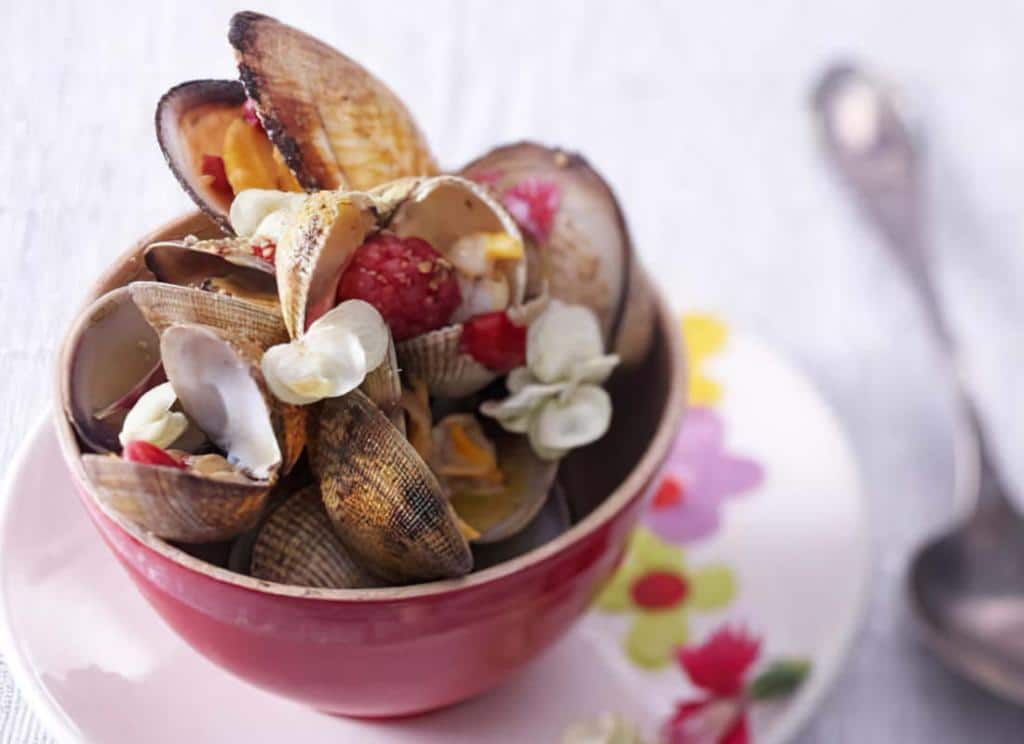 Coquillages-beurre-de-framboises-coques-palourdes-praires
