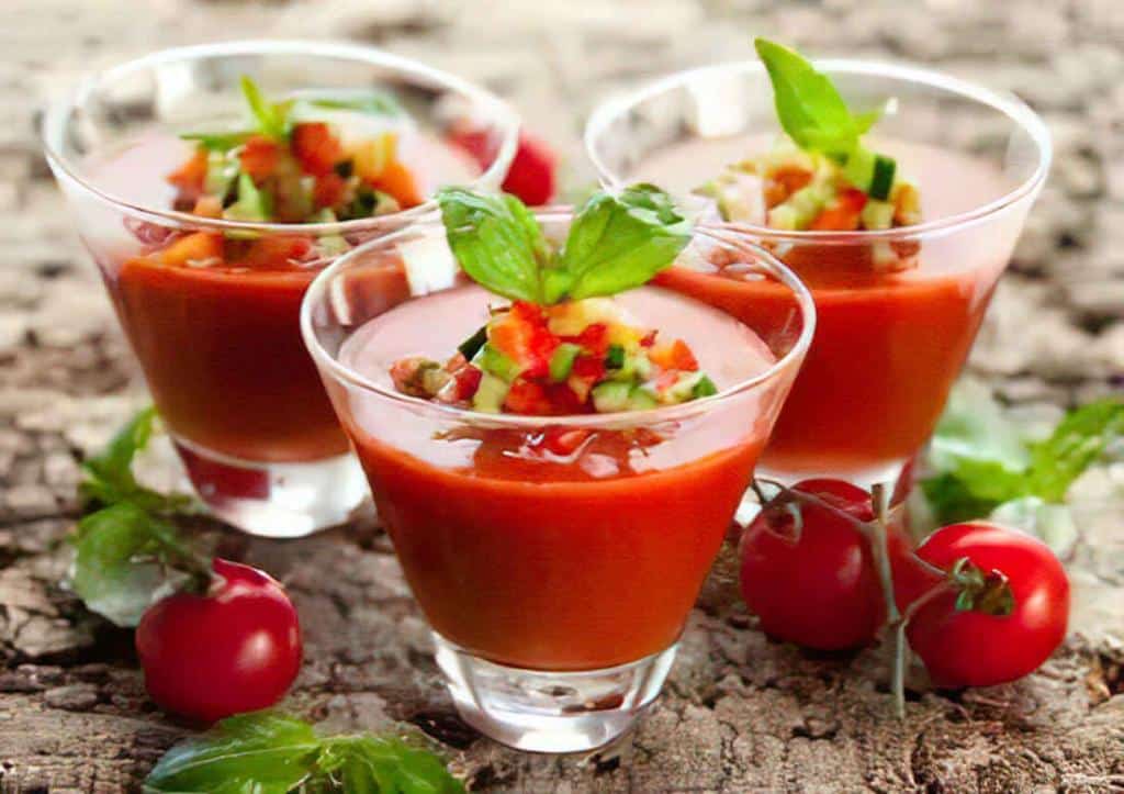 recette-de-gaspacho-legumes - Gaspacho de petits légumes d'été